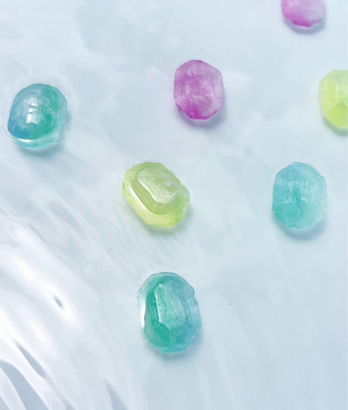 ���̌��t�⃁���f�B�[�̓A�C�h����A�[�e�B�X�g���P�����邽�߂ɂ����