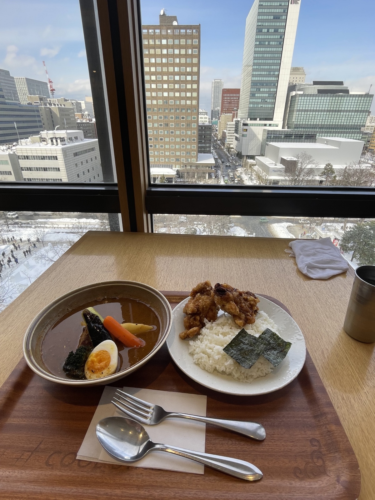 3���O�̋x��